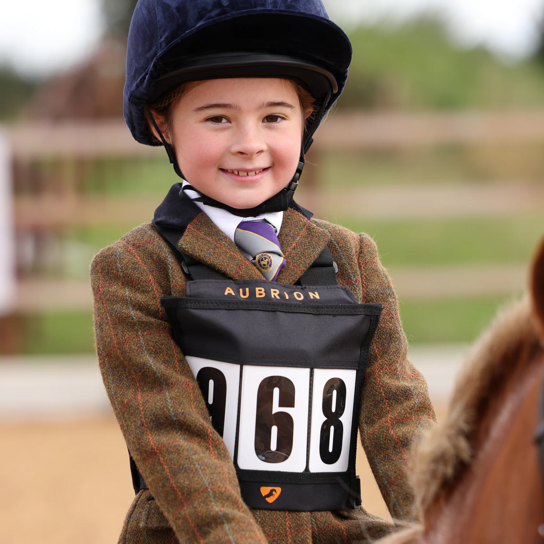 Aubrion Children Number Bib Set