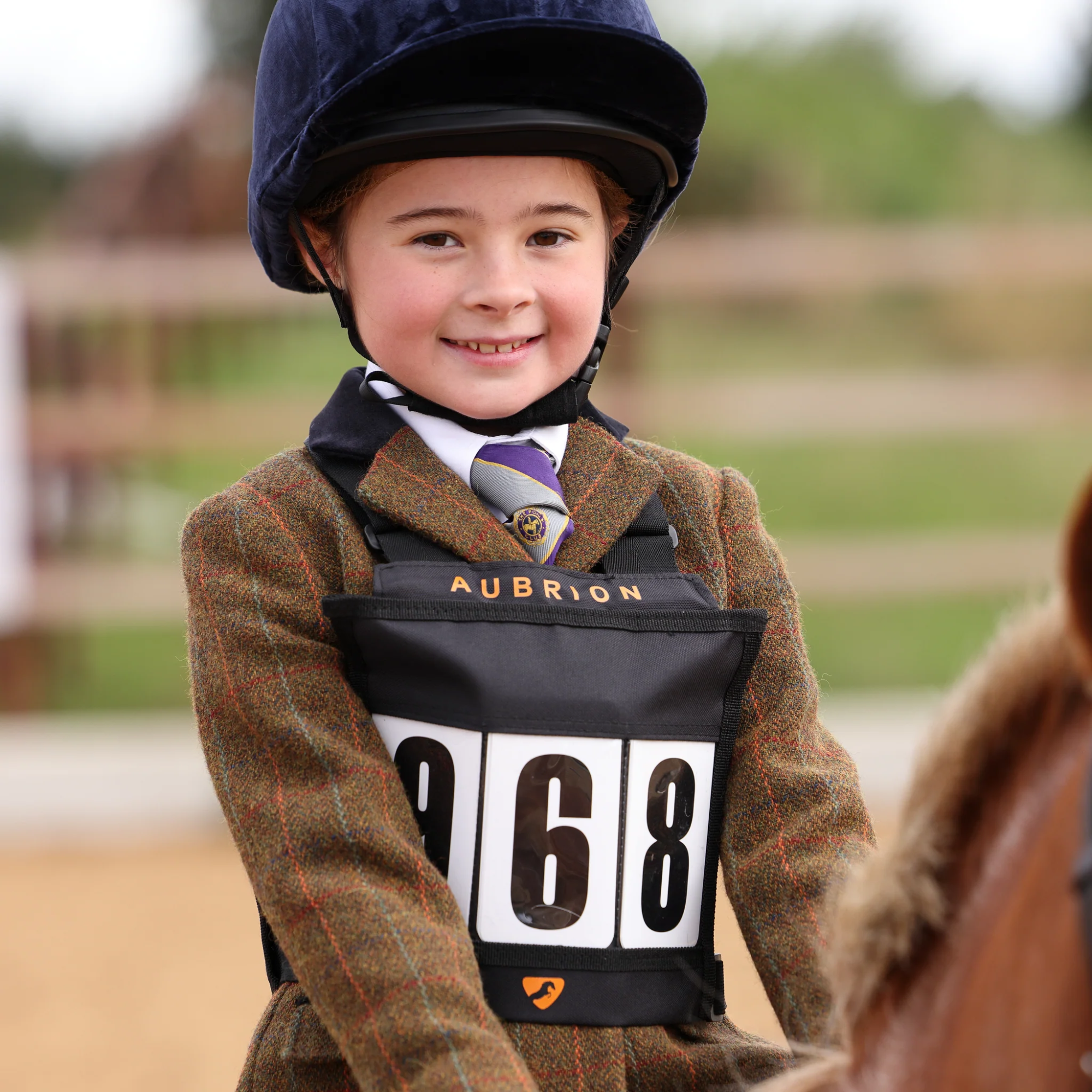 Aubrion Children Number Bib Set