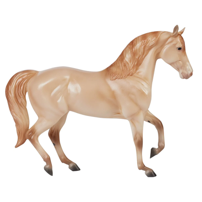 Breyer Gold Champagne Quarter Horse Cross