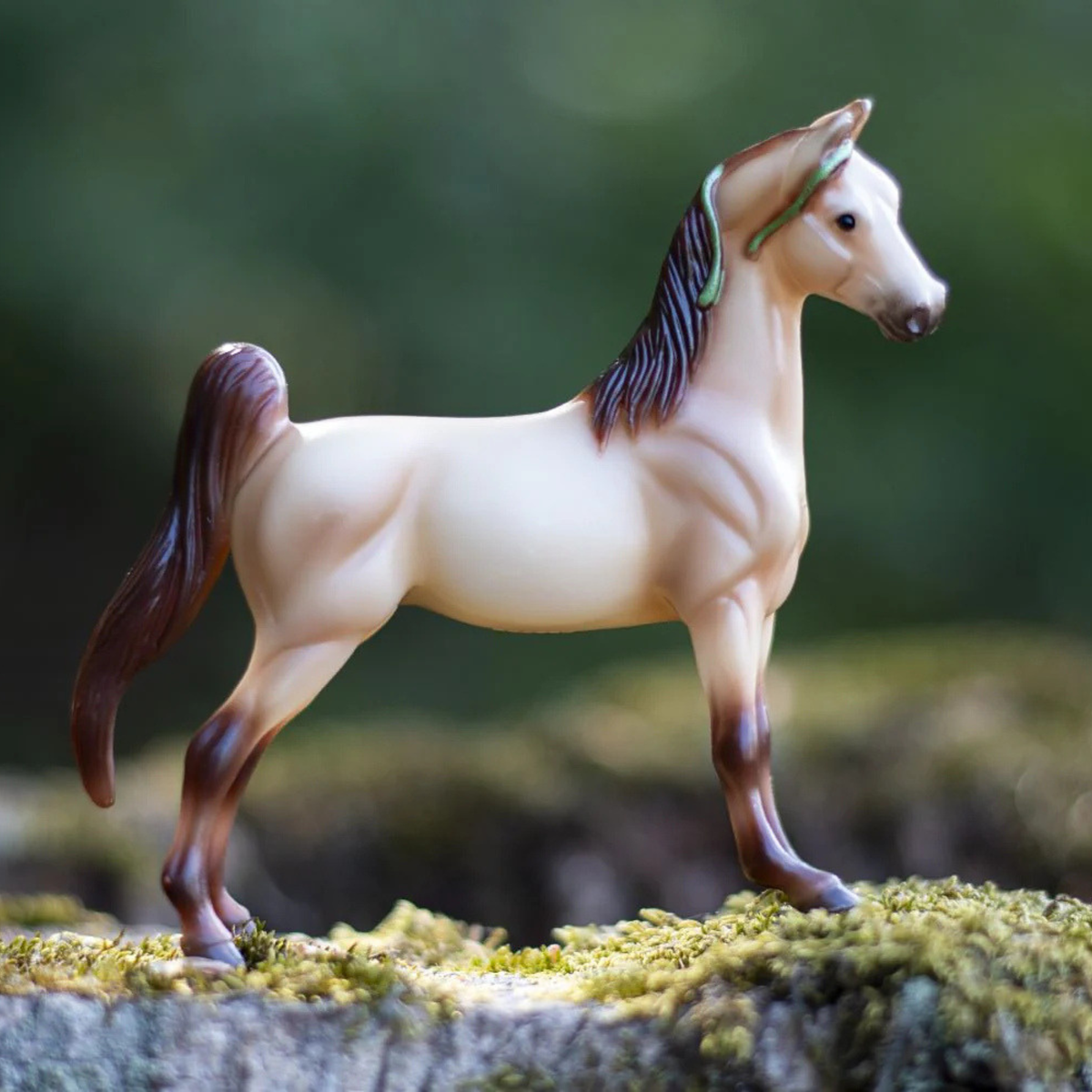 Breyer® Mystery Horse Surprise: Exquisite Equines Series 