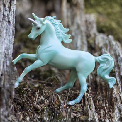 Breyer Mystery Unicorn Surprise: Fire &amp; Ice 