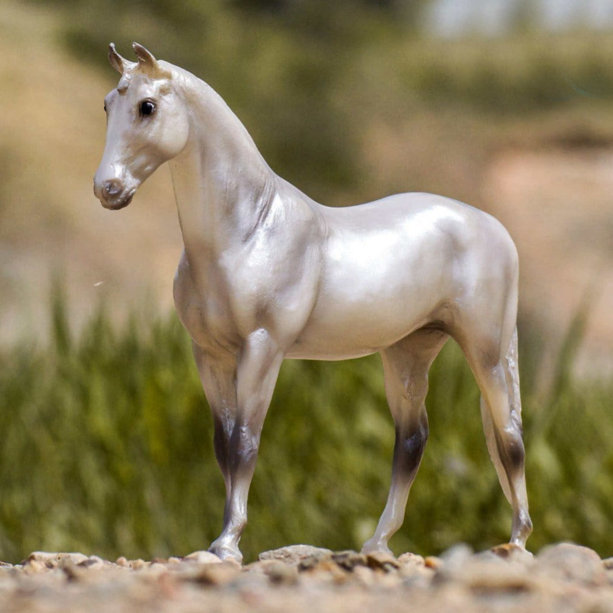 Breyer Classics Pearly Grey Trakehner
