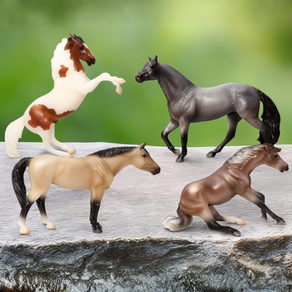 Breyer Stablemates Mountain Ranch Gift Set