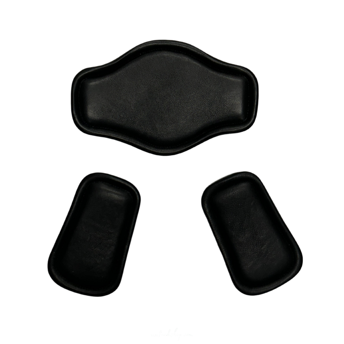 Replacement black leather pads on correct connect short girth.