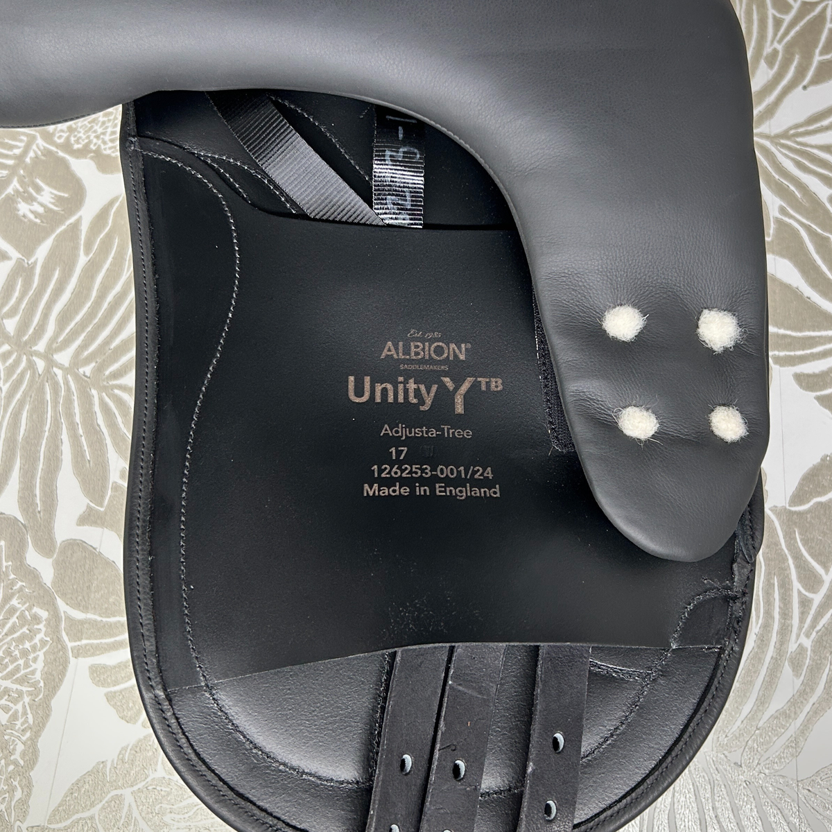 DEMO 17" Albion Unity Y TB Tree, Wide Tree Black