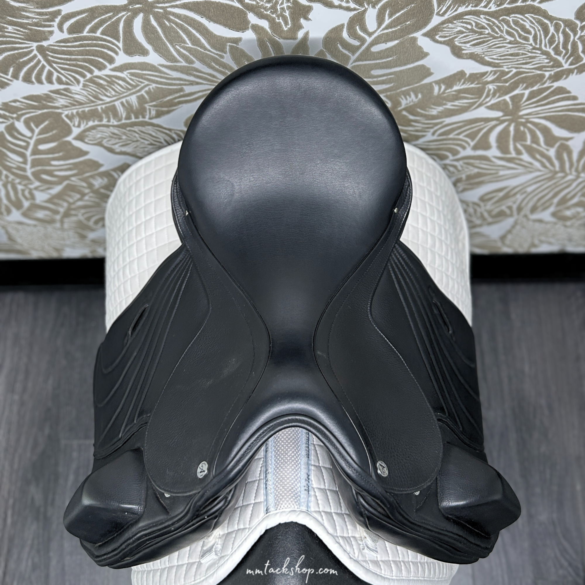 DEMO 17.5" Albion SLK MK3 Monoflap Dressage Saddle 17.5" Med/Wide