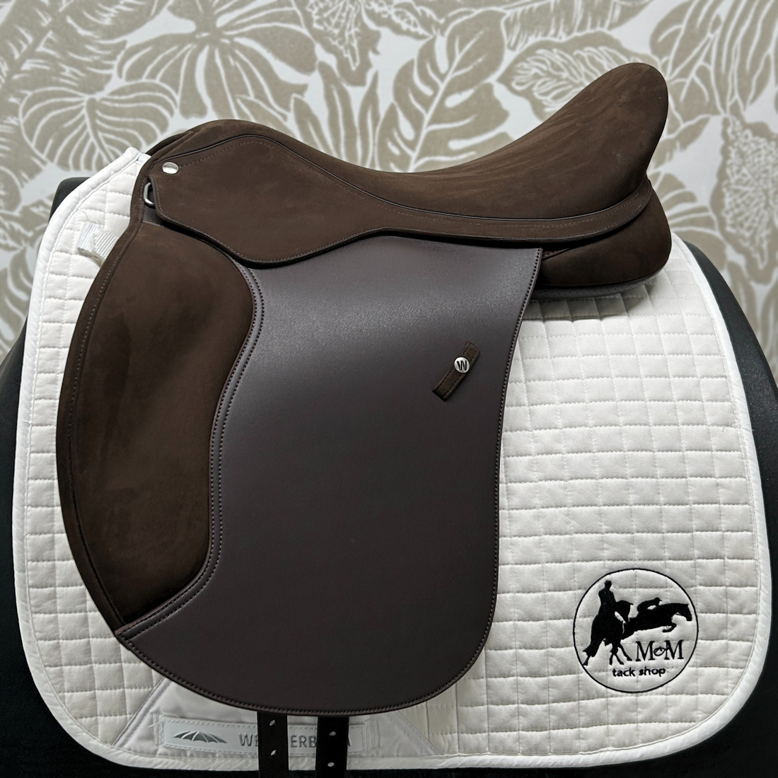 DEMO 18" Wintec 2000 Wide All Purpose with HART