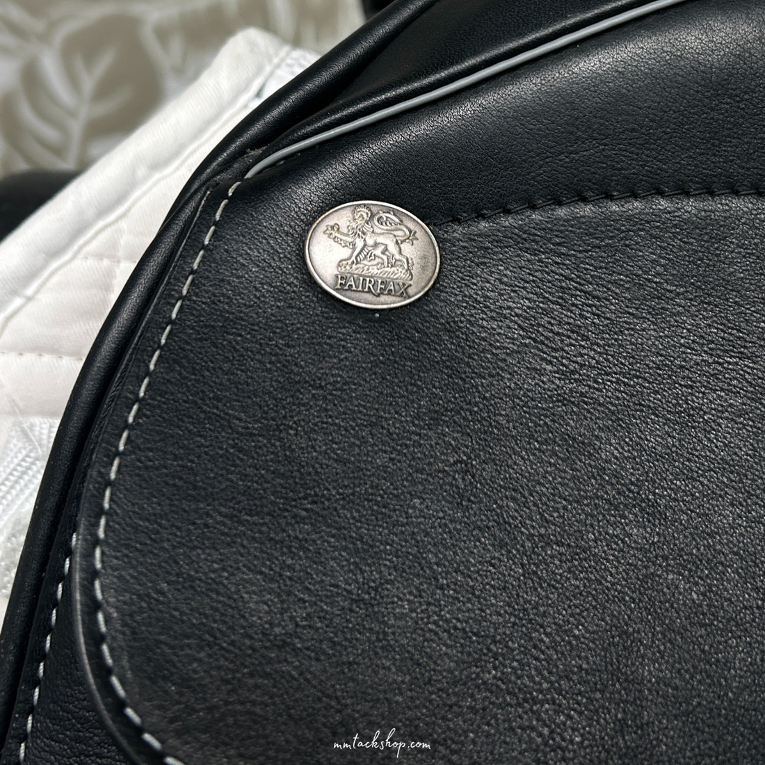 DEMO 18" Fairfax World Class I Dressage Saddle, Standard Flap
