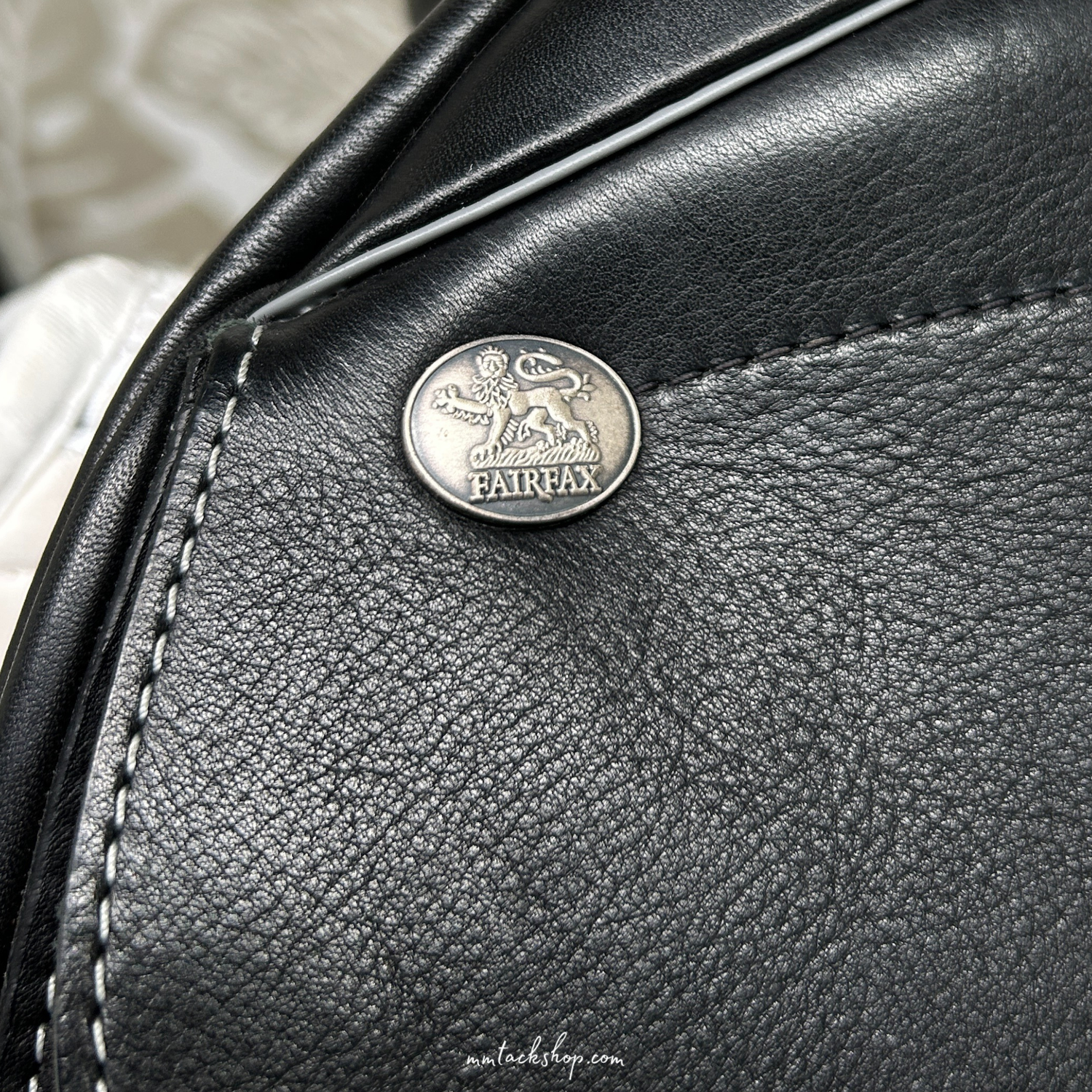 DEMO 18" Fairfax World Class I Dressage Saddle, Petite Flap