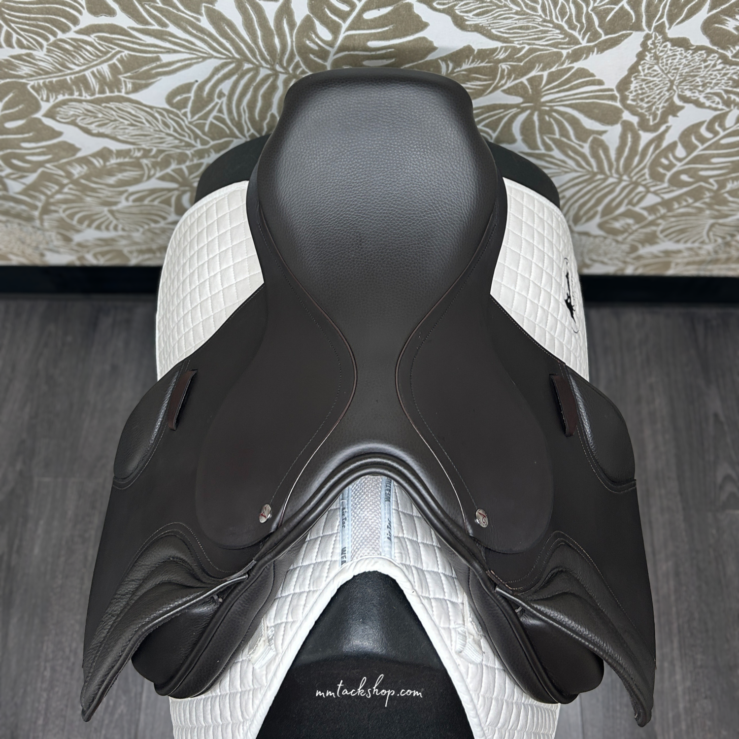 DEMO Albion K2 Jump Saddle  17.5 Med/Wide