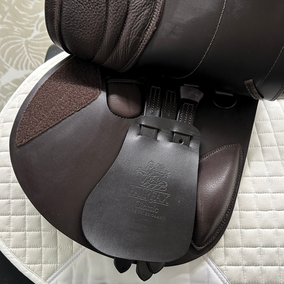 Fairfax Deluxe Dual Flap Jump Saddle, 18"