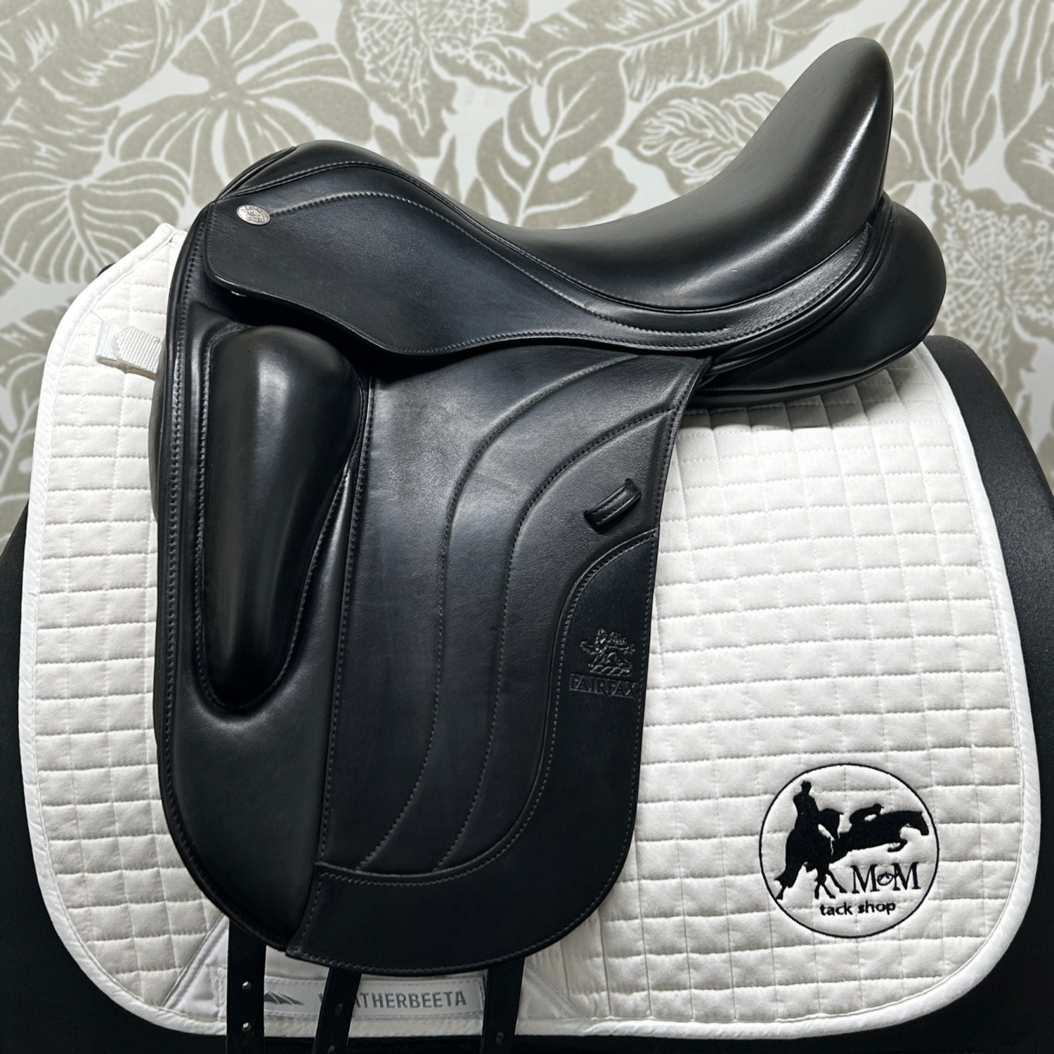 Fairfax Performance Petrus Monoflap Dressage Saddle 17.5 Petite