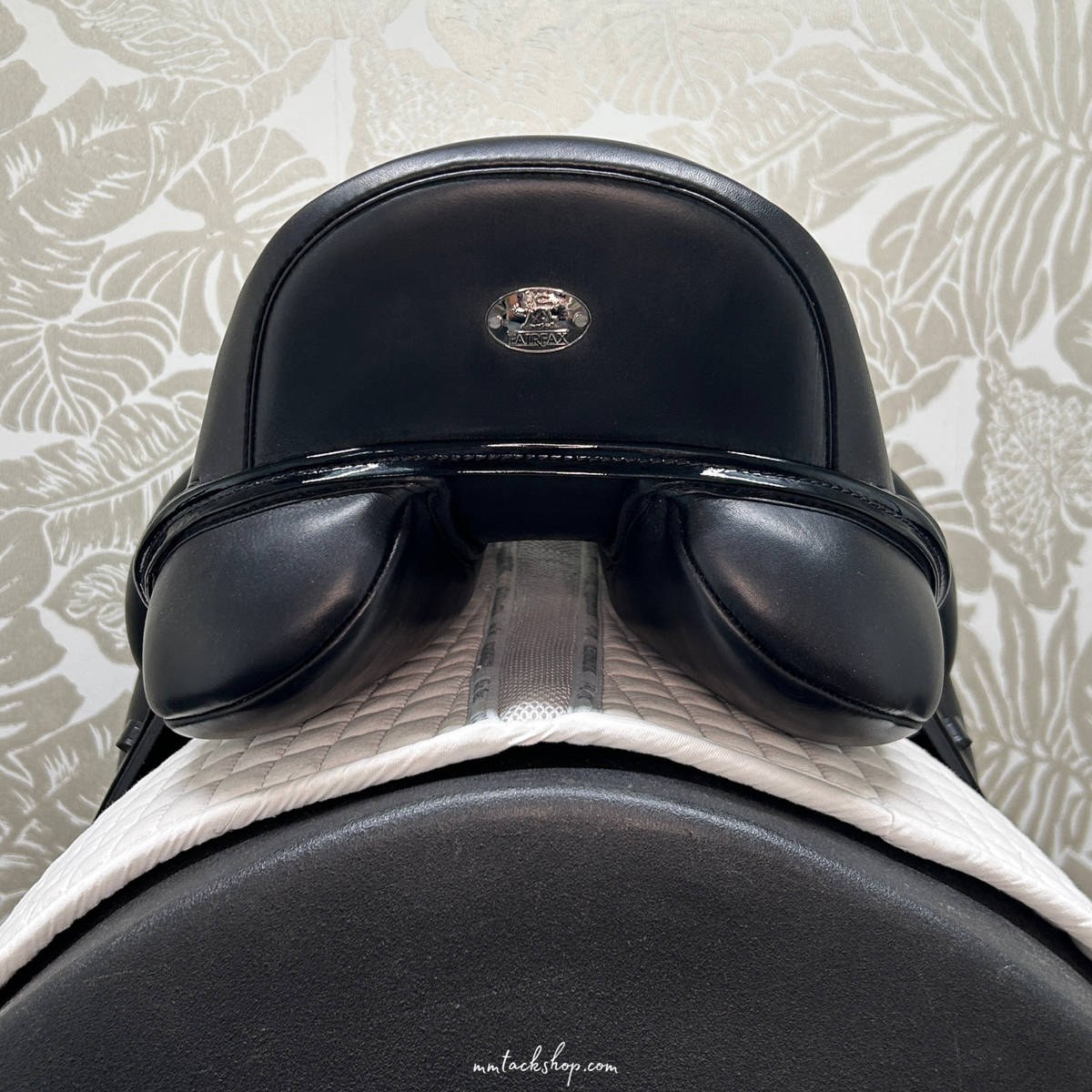 Fairfax World Class II Dressage Saddle, Full Panel 18"