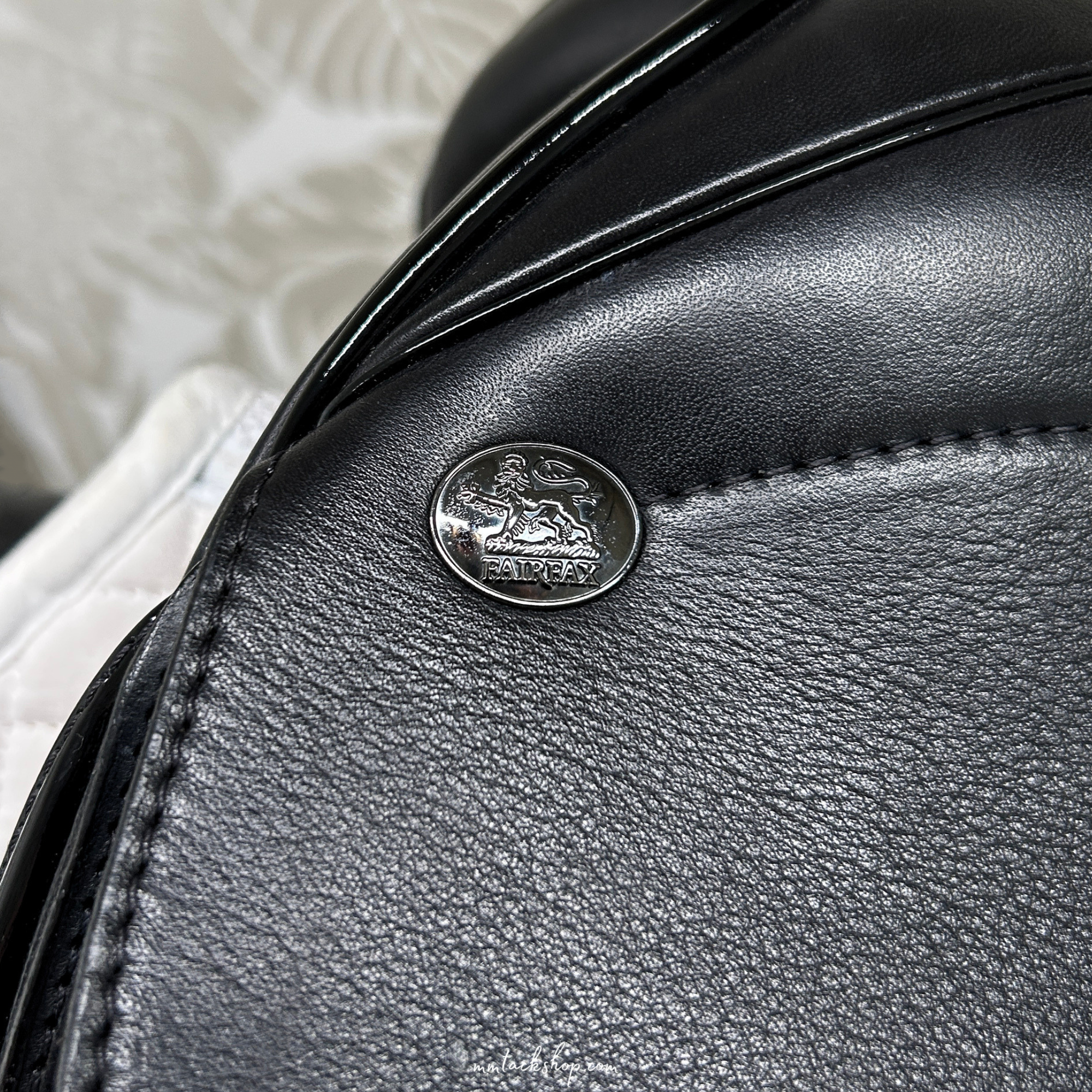 Fairfax World Class II Dressage Saddle, Full Panel 18"