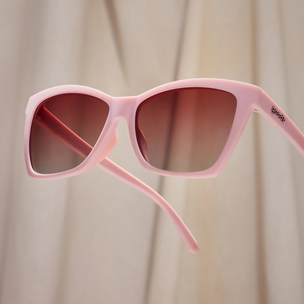 goodr Rosé Retail Therapy