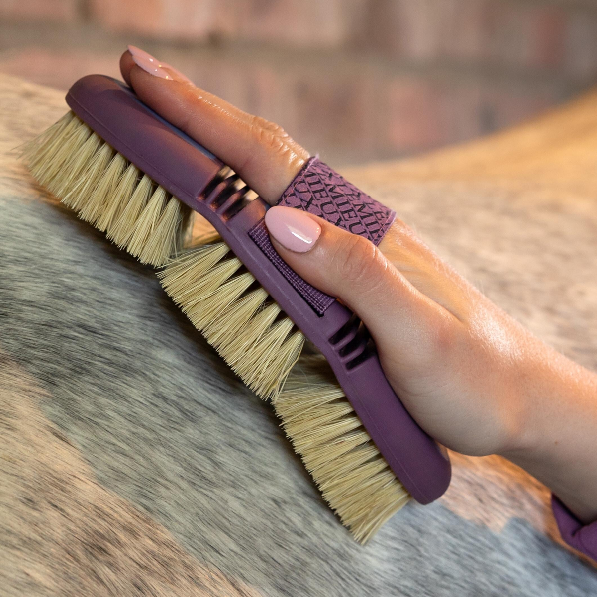 LeMieux Flexi Scrubbing Brush, Powder Blue
