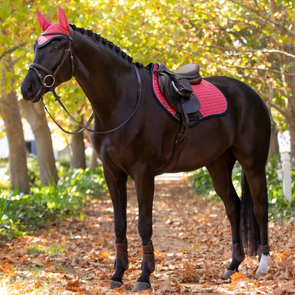 LeMieux Suede Close Contact Square Pad, Cranberry