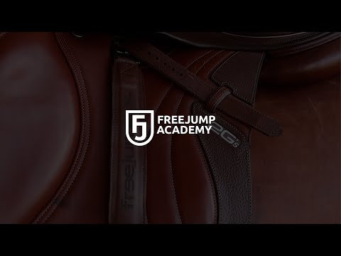 Freejump Classic Wide Stirrup Leathers, Black
