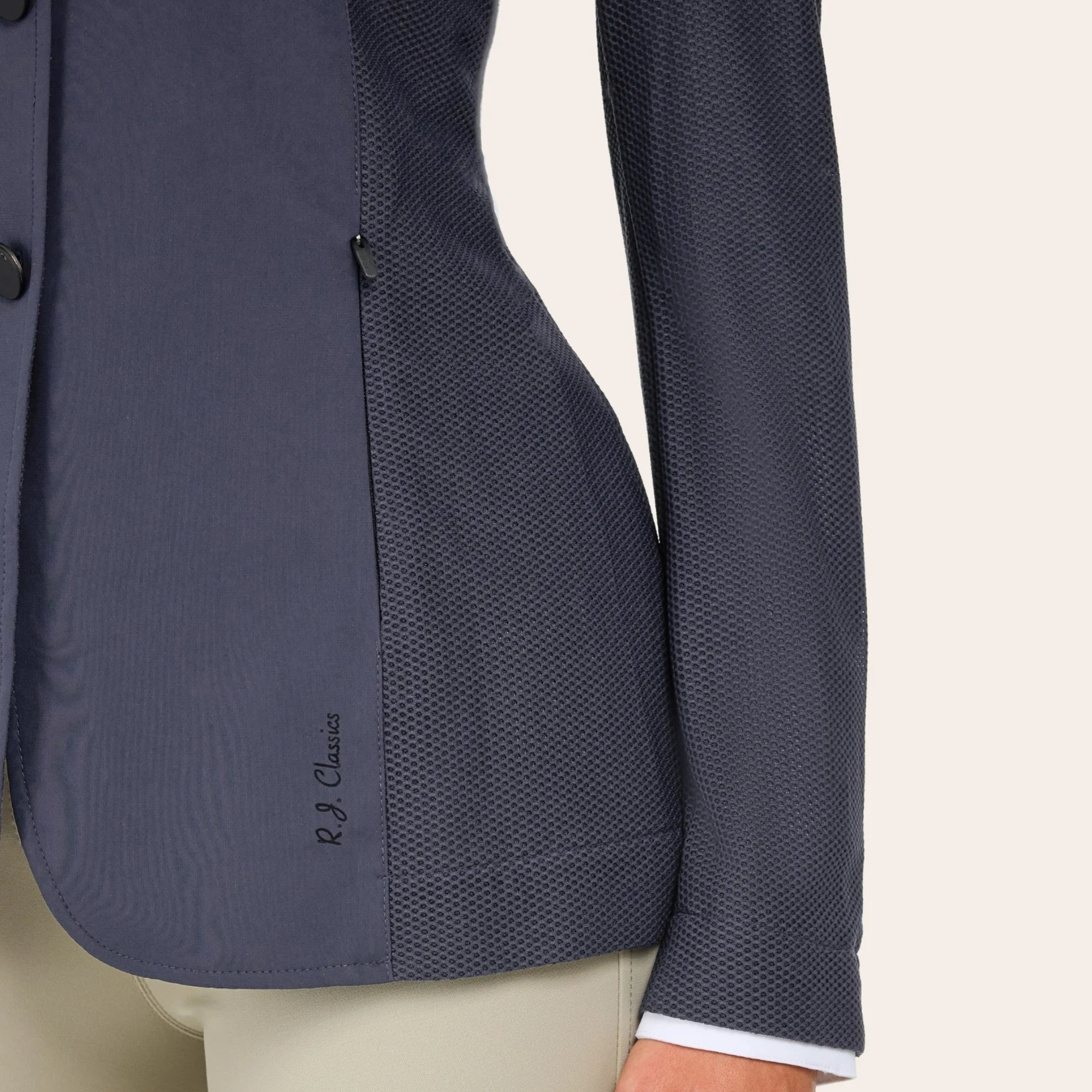 R.J. Classics Harmony Ev0 Mesh Show Coat, Odyssey Grey