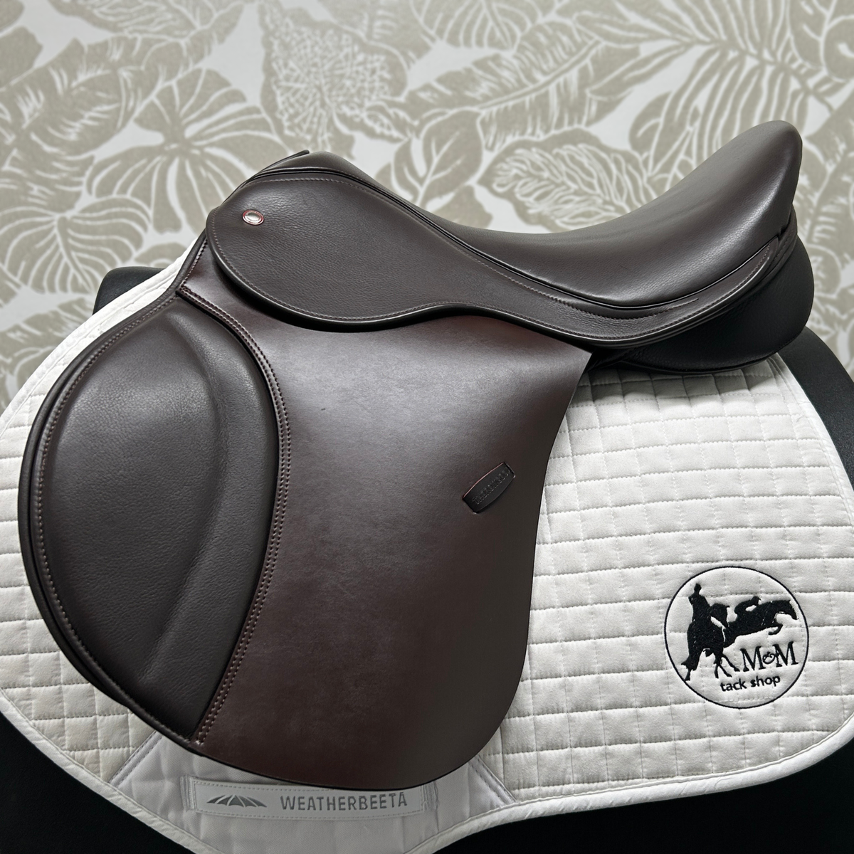 Thorowgood T9 Compact General Purpose Saddle 17.5" Brown
