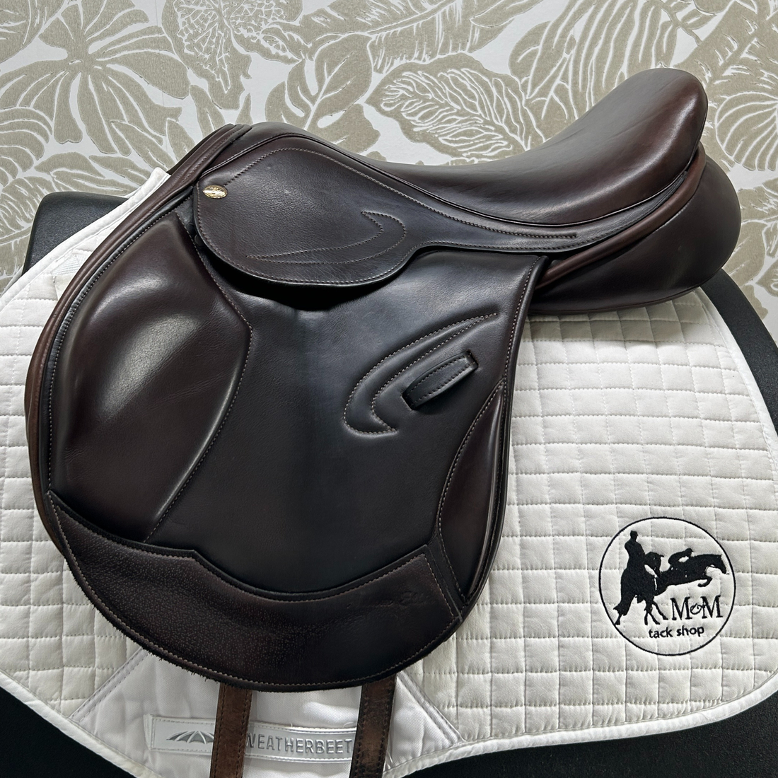Used 17.5&quot; Adam Ellis Mono Event Saddle