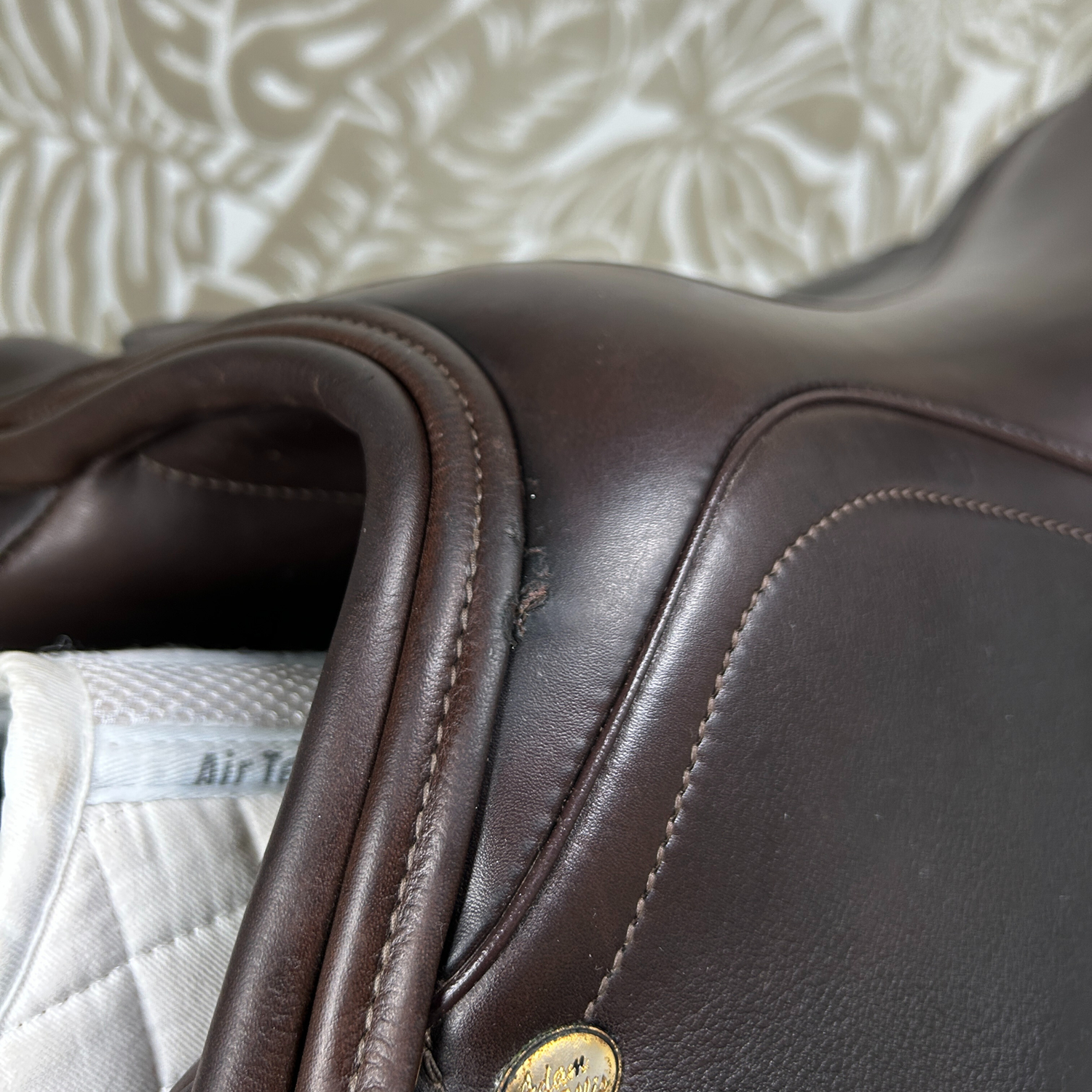 Used 17.5&quot; Adam Ellis Mono Event Saddle