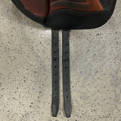 Used 17.5&quot; Schlesse Tribute Monoflap Dressage Saddle