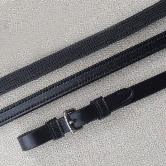 Red Barn Rubber Lined 1/2" Curb Reins,  Black