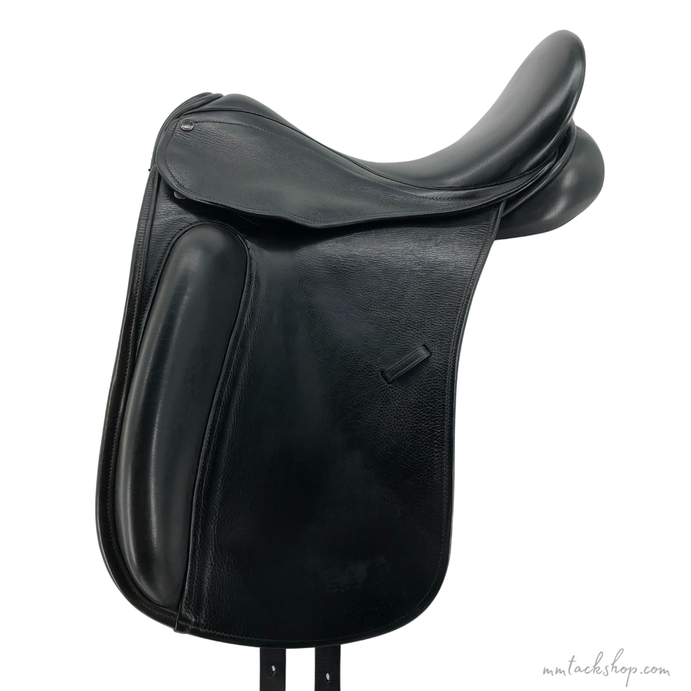 Used County Perfection Dressage Saddle