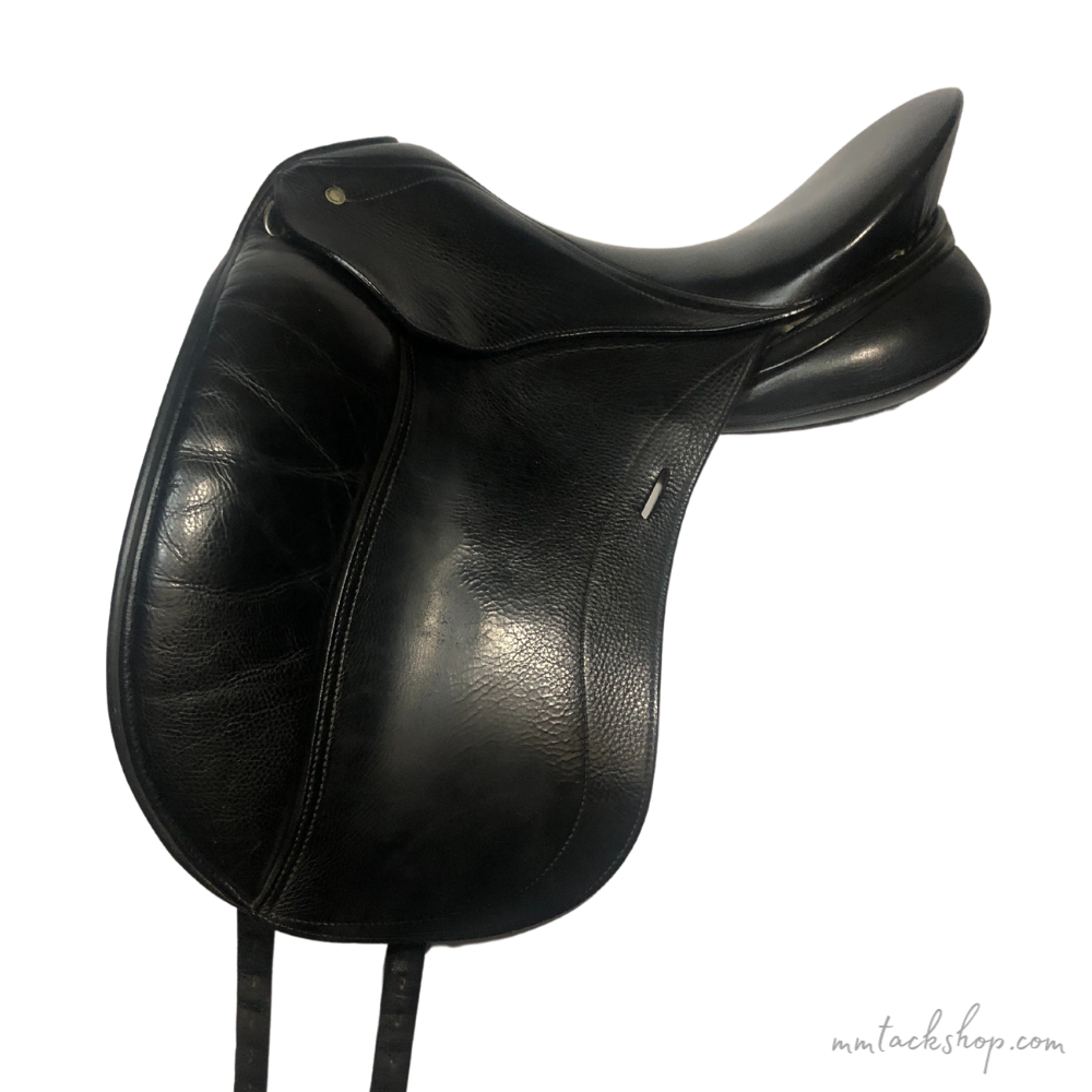 Used Schleese Infinity Dressage Saddle