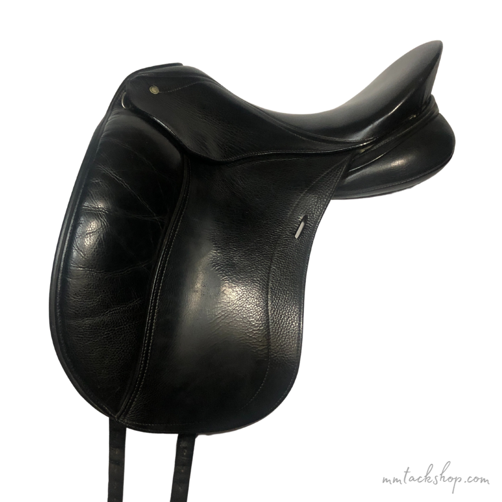 Used 17.5" Schleese Infinity Dressage Saddle