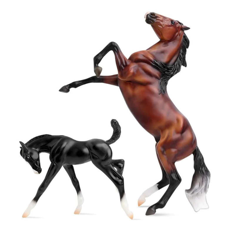 Breyer® Wild & Free Mare & Foal Set